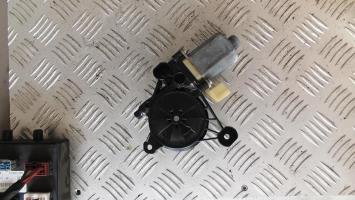 Moteur leve vitre avant gauche