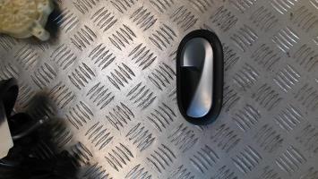 Poignee interieur avant gauche