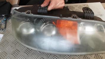 Gruppo ottico anteriore principale destro (luci)(faro)