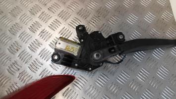Moteur essuie glace arriere