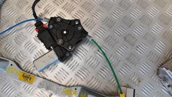 Leve vitre electrique avant droit