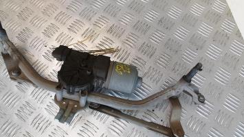 Moteur essuie glace avant
