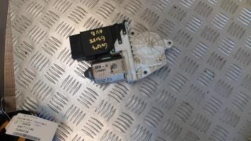 Moteur leve vitre avant droit