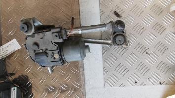 Moteur essuie glace avant droit