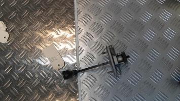 Arresto portiera anteriore destra
