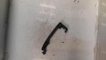 Poignee porte avant droit