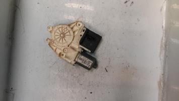Moteur leve vitre arriere droit