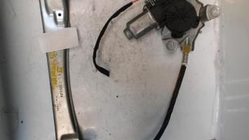 Leve vitre electrique avant droit