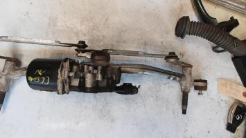 Motore tergicristallo anteriore
