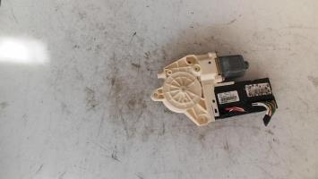 Moteur leve vitre avant gauche