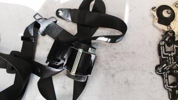 Ceinture arriere droit