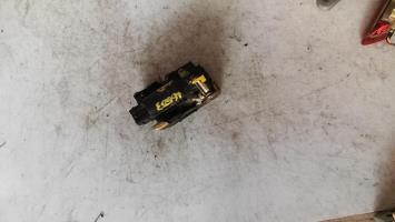 Serrure avant droit