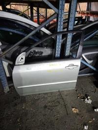 Puerta delantera izquierda