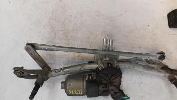 Moteur essuie glace avant
