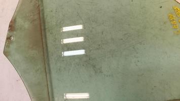 Vitre avant gauche