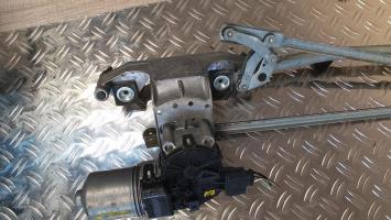 Motore tergicristallo anteriore