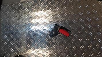 Aggancio cintura sicurezza posteriore sinistro