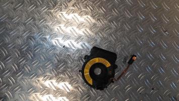 Contactor giratorio
