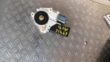 Moteur leve vitre avant droit