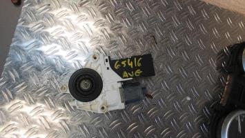 Moteur leve vitre avant gauche