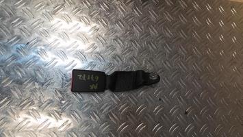 Attache ceinture arriere gauche