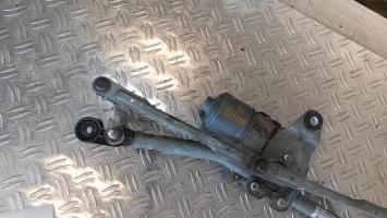 Moteur essuie glace avant