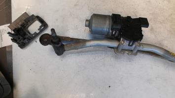 Motore tergicristallo anteriore