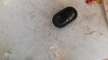Poignee interieur avant gauche