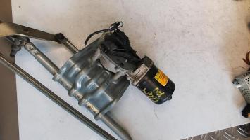 Moteur essuie glace avant