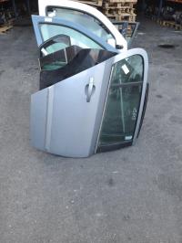 Puerta trasera derecha