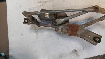 Moteur essuie glace avant