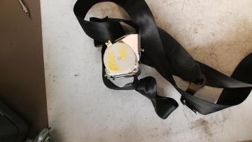 Ceinture arriere droit