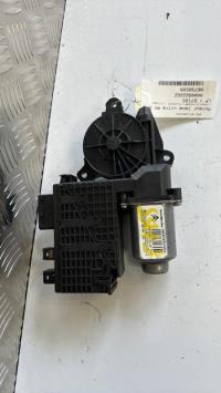 Moteur leve vitre avant droit
