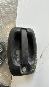 Poignee porte avant gauche