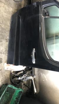 Porte avant gauche
