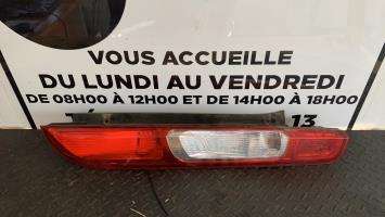 Feu arriere principal droit (feux)