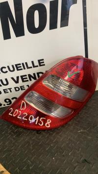 Feu arriere principal droit (feux)