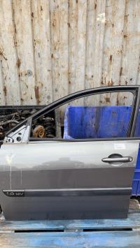 Porte avant gauche