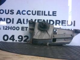 Mecanisme essuie glace avant