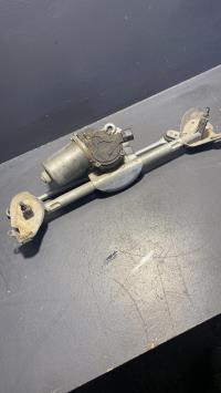 Moteur essuie glace avant