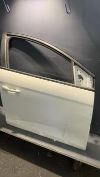 Porte avant droit