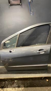 Porte avant gauche