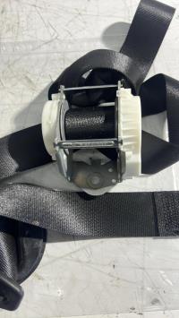 Ceinture arriere droit