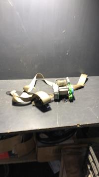 Ceinture arriere droit