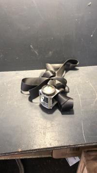 Ceinture avant gauche