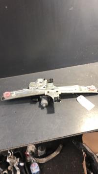 Leve vitre electrique avant gauche