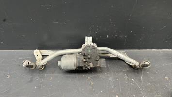 Moteur essuie glace avant