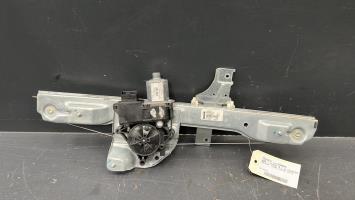 Moteur leve vitre avant gauche