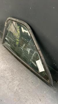 Custode avant gauche (porte)