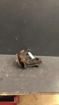 Fusee avant gauche